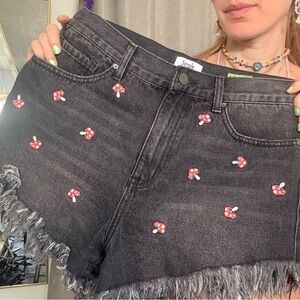 Simple Black Denim Shorts with Red Mushroom Embroidery Detail